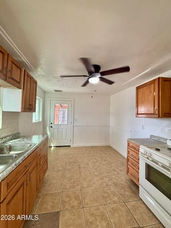 3036 Almeria Rd, Phoenix, AZ 85009