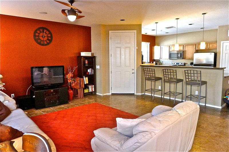 3036 E Darrow St, Phoenix, AZ 85042