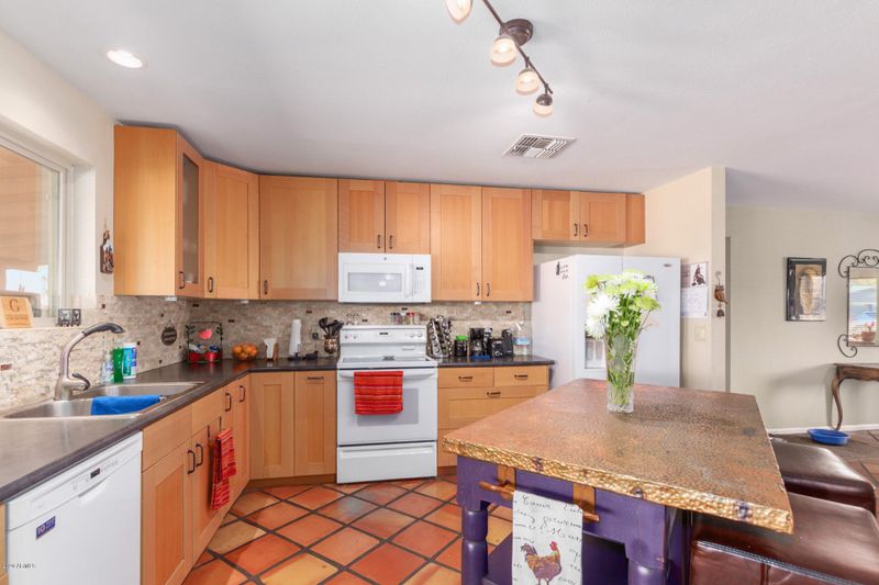3036 E Sierra St, Phoenix, AZ 85028