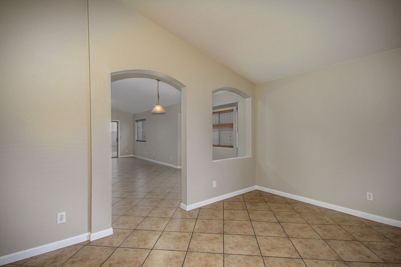 3036 N 90th Dr, Phoenix, AZ 85037
