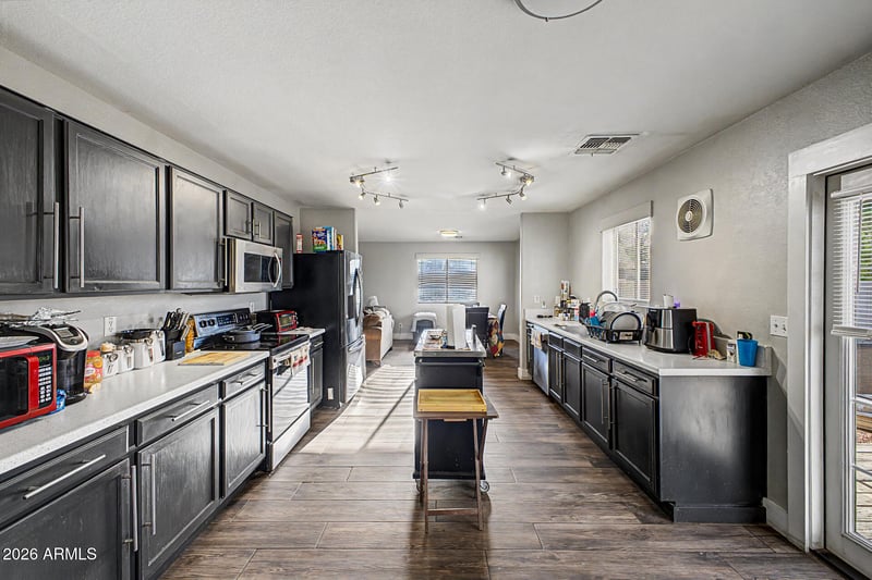 30365 N Bareback Trl, San Tan Valley, AZ 85143