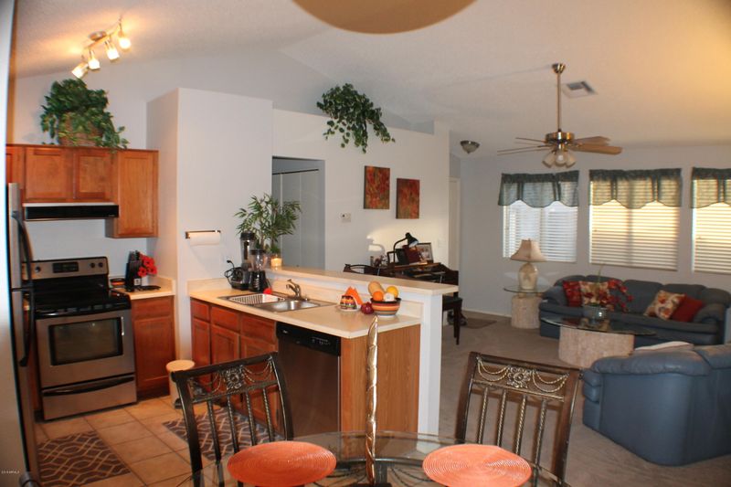 3037 E Michigan Ave, Phoenix, AZ 85032