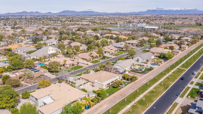 3037 E Robin Ln, Gilbert, AZ 85296