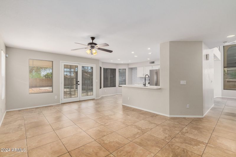 3037 E Wagoner Rd, Phoenix, AZ 85032