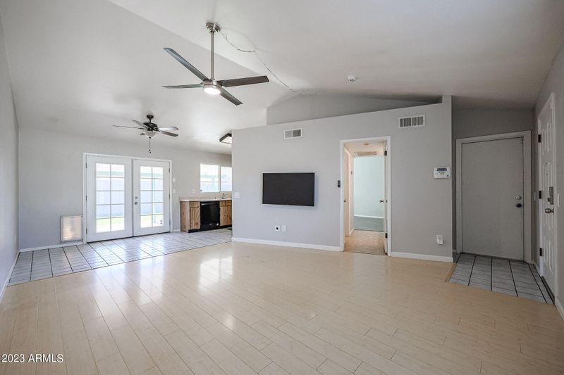 3037 W Irma Ln, Phoenix, AZ 85027