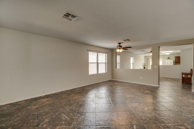 3037 W Silver Sage Ln, Phoenix, AZ 85083
