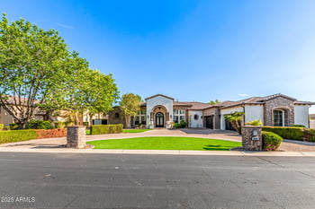 3037 Waterman Way, Gilbert, AZ 85297