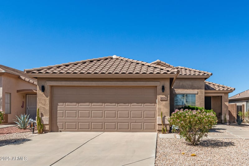 30374 Sunray Dr, San Tan Valley, AZ 85143
