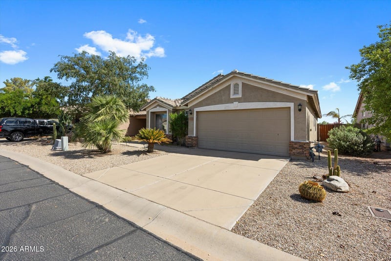30379 N Coral Bean Dr, San Tan Valley, AZ 85143