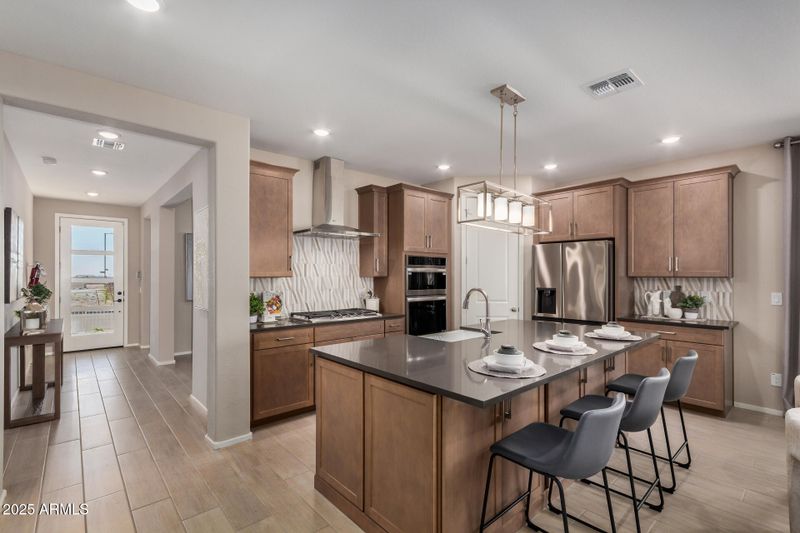 30379 W Hackberry Ln, Buckeye, AZ 85396
