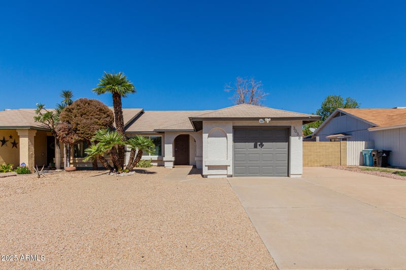 3038 Irma Ln, Phoenix, AZ 85027