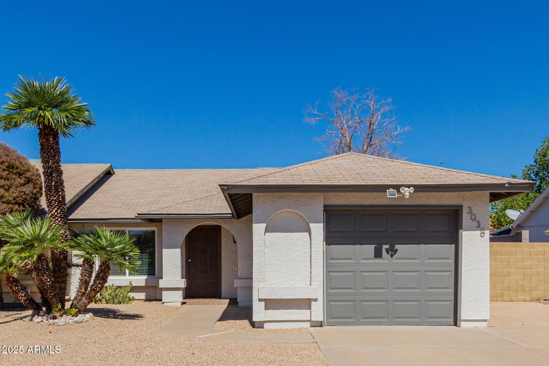 3038 Irma Ln, Phoenix, AZ 85027