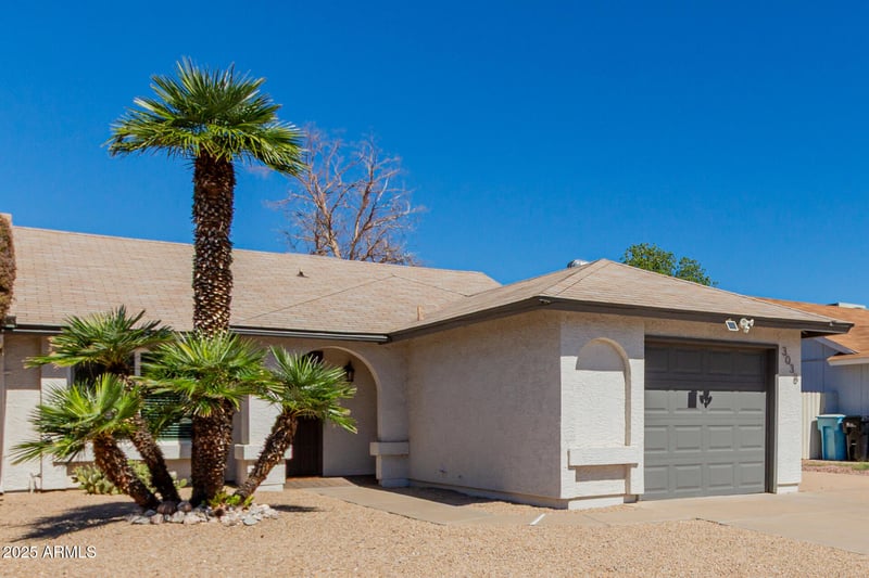 3038 Irma Ln, Phoenix, AZ 85027