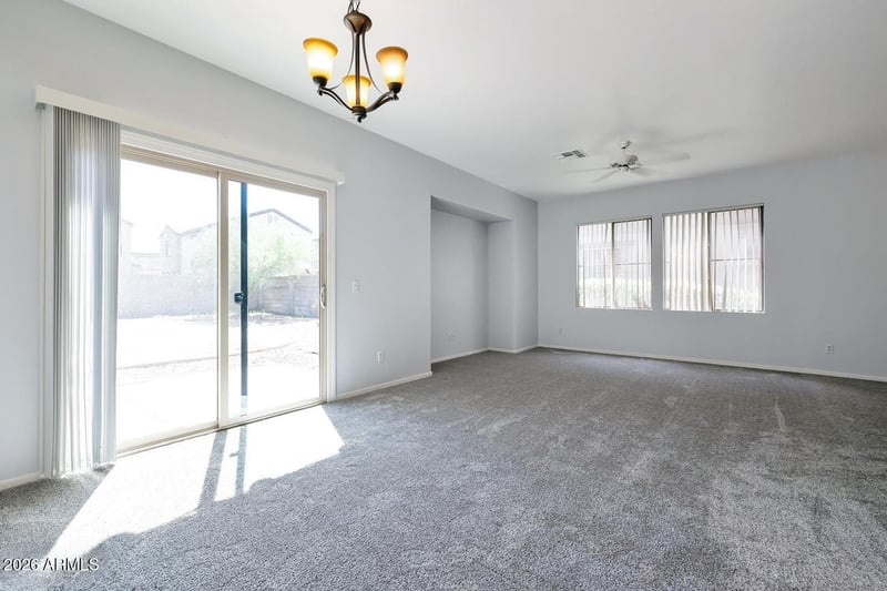 3038 W Sands Dr, Phoenix, AZ 85027