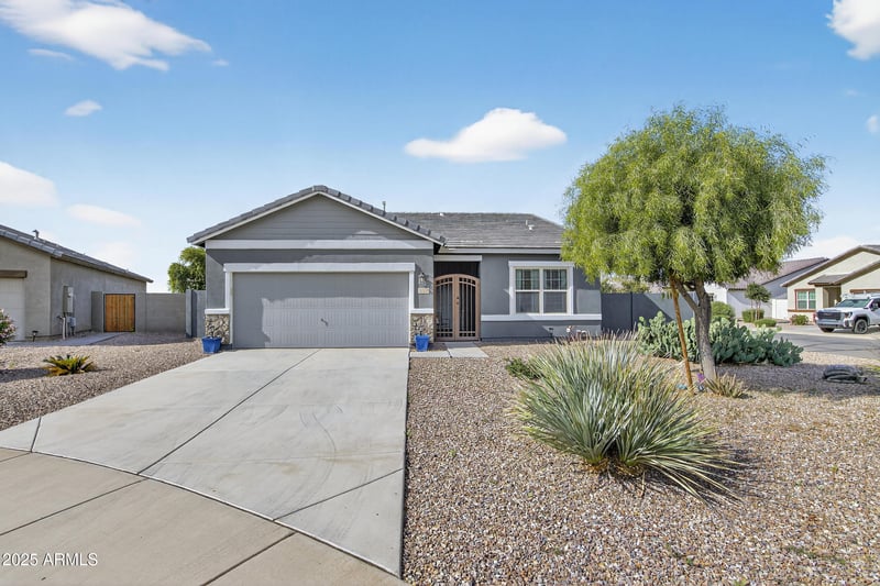 30388 Opal Dr, San Tan Valley, AZ 85143