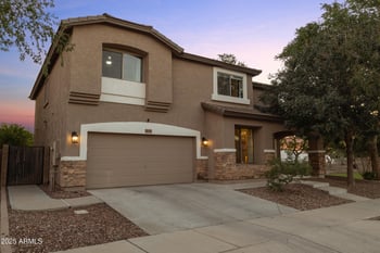 3039 Burgess Ln, Phoenix, AZ 85041