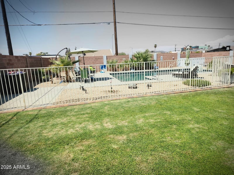 3039 Cactus Rd, Phoenix, AZ 85032