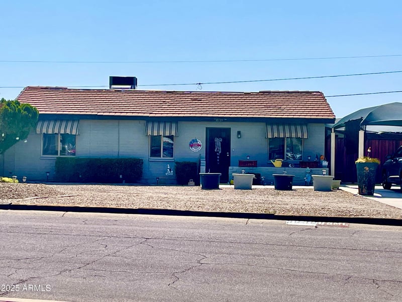 3039 Cactus Rd, Phoenix, AZ 85032