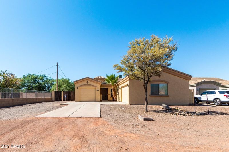 3039 E Saint John Rd, Phoenix, AZ 85032
