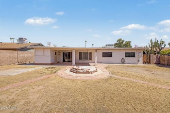 3039 Windrose Dr, Phoenix, AZ 85032