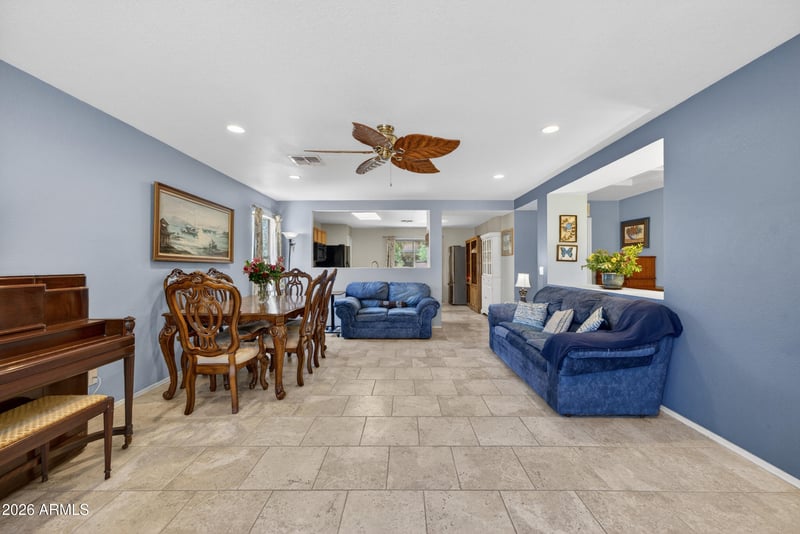 3039 W Lucia Dr, Phoenix, AZ 85083