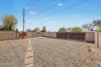 3039 Morrow Dr, Phoenix, AZ 85027