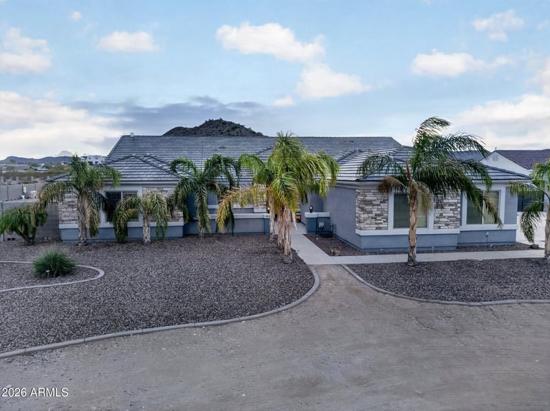30394 N Suzie Ln, San Tan Valley, AZ 85144