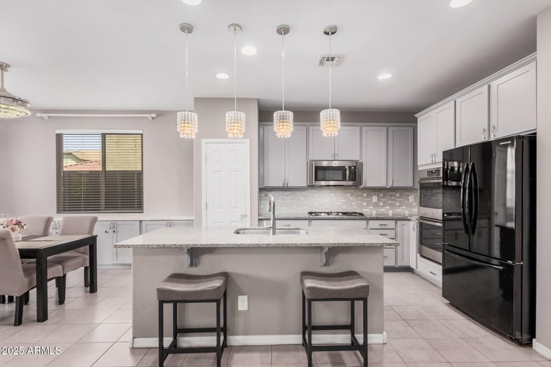 304 78th Pl, Mesa, AZ 85207