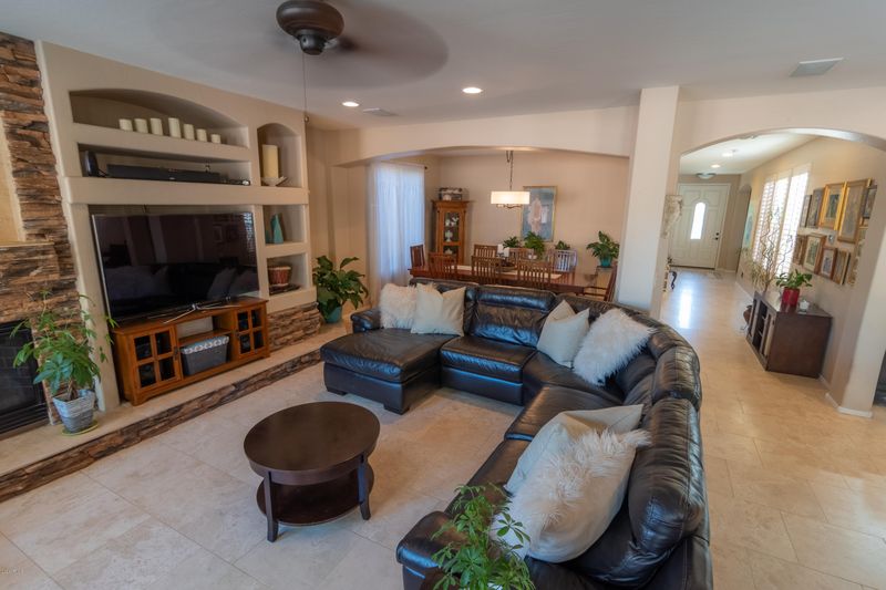 304 E Joseph Way, Gilbert, AZ 85295
