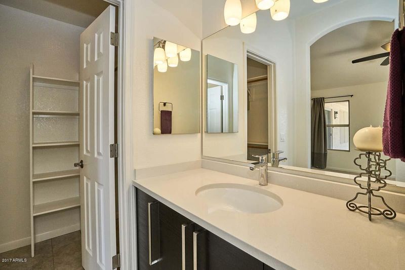 304 W Colt Rd, Tempe, AZ 85284