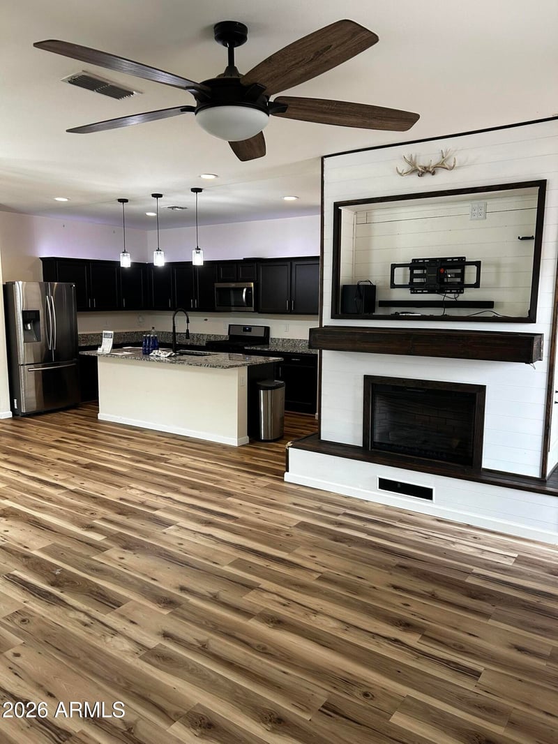 304 White Sands Dr, San Tan Valley, AZ 85140
