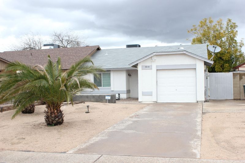3040 W Monona Dr, Phoenix, AZ 85027