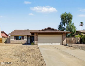 3040 W Phelps Rd, Phoenix, AZ 85053