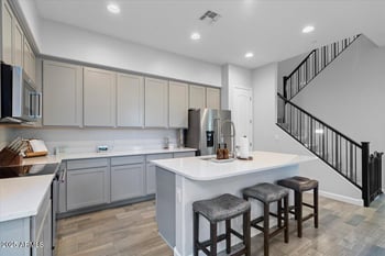 3041 37th Way, Phoenix, AZ 85018