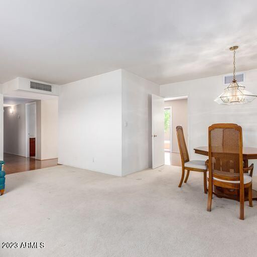 3041 E Yucca St, Phoenix, AZ 85028