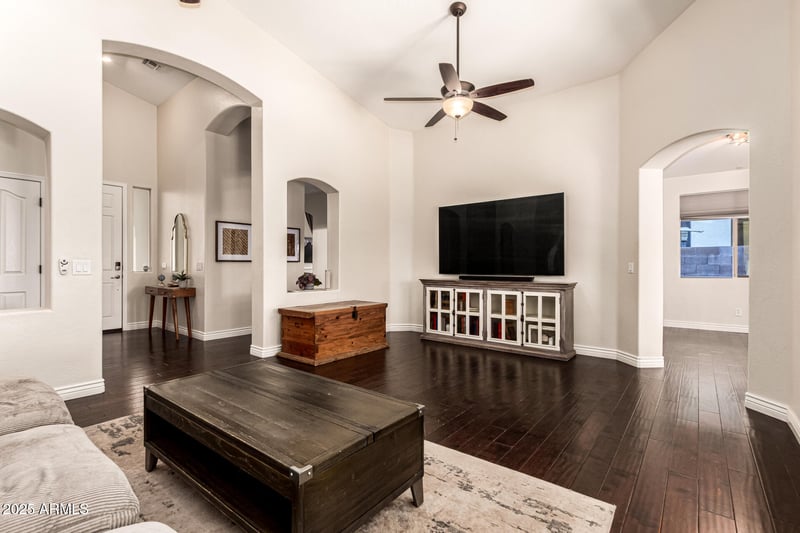 3041 Lark Dr, Chandler, AZ 85286