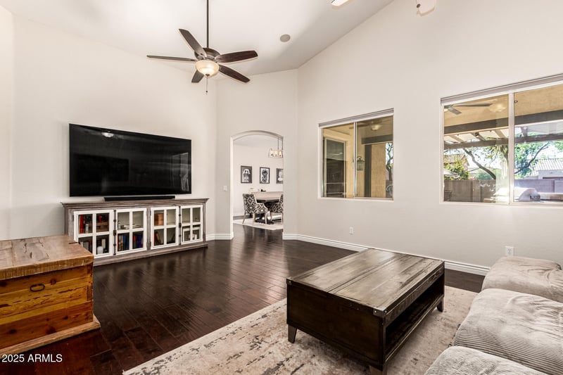 3041 Lark Dr, Chandler, AZ 85286