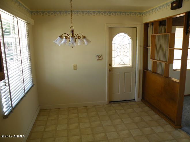 3042 E Highland Ave, Phoenix, AZ 85016