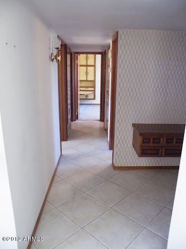 3042 E Highland Ave, Phoenix, AZ 85016