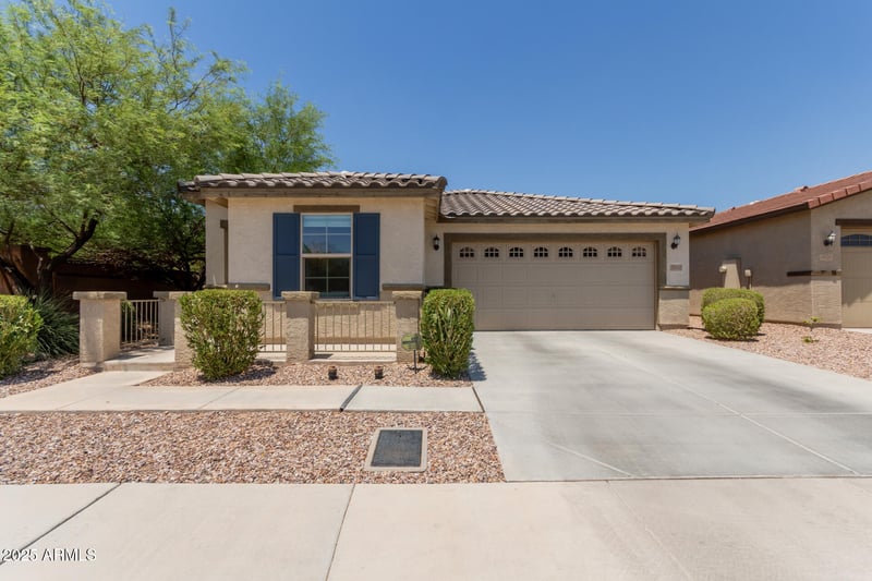 3042 Fraktur Rd, Phoenix, AZ 85041