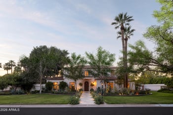 3042 N Manor Dr E, Phoenix, AZ 85014