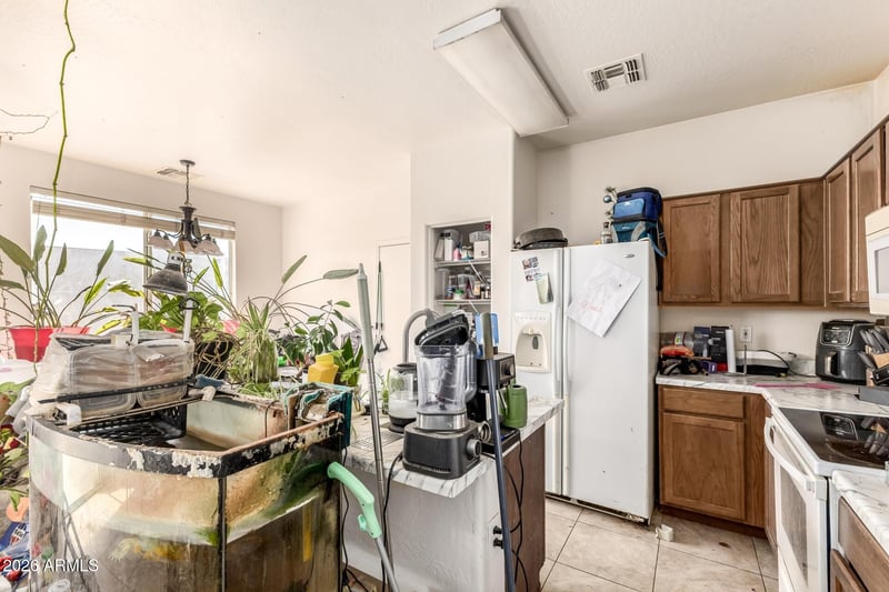 3042 101st Ln, Tolleson, AZ 85353