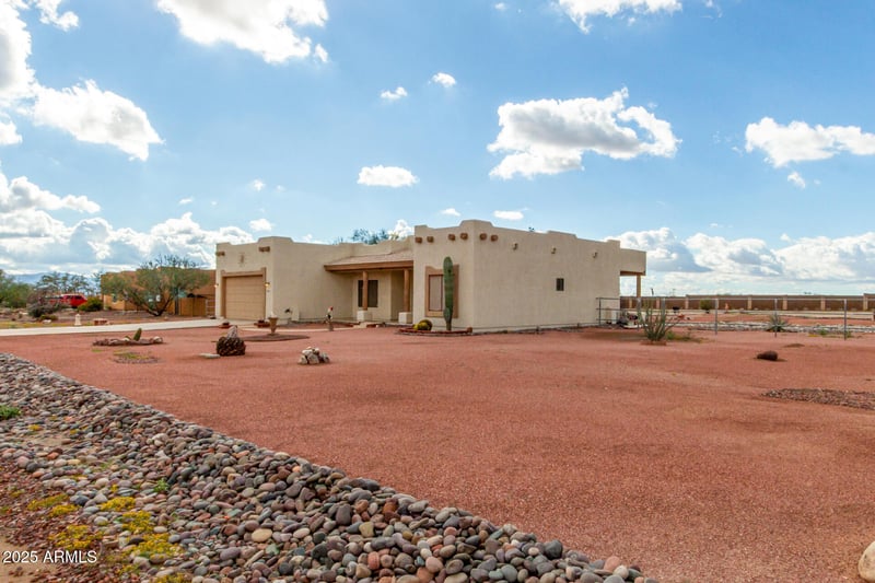 30428 208th Dr, Wittmann, AZ 85361