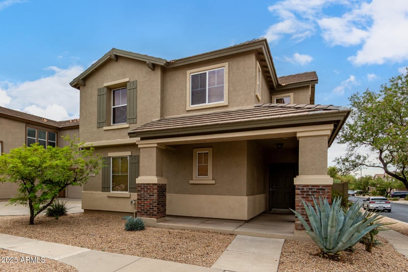 3043 Perdido Way, Phoenix, AZ 85086
