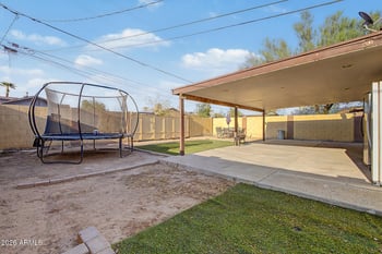 3044 W Holly St, Phoenix, AZ 85009