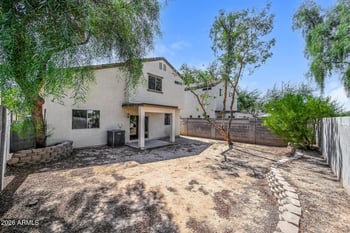 3044 Los Gatos Dr, Phoenix, AZ 85027