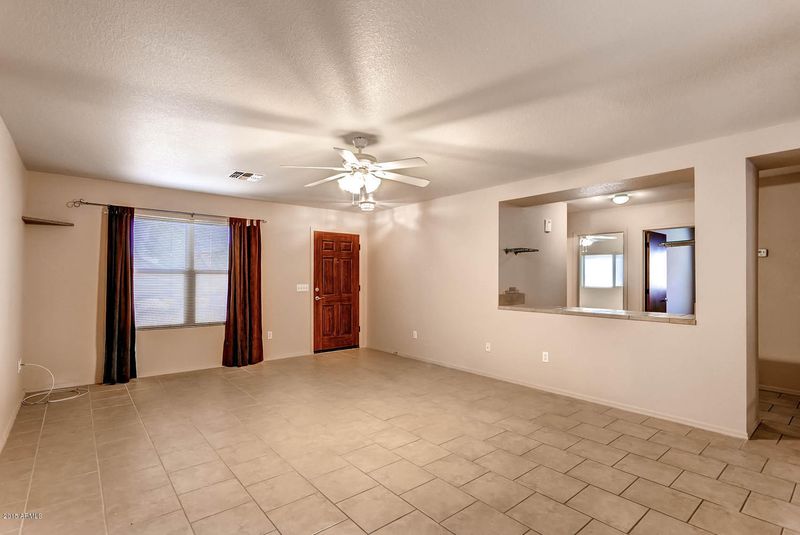 3044 W Roberta Dr, Phoenix, AZ 85083