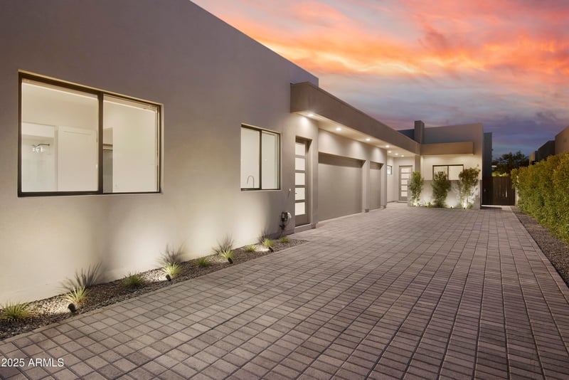 3045 Coolidge St, Phoenix, AZ 85016
