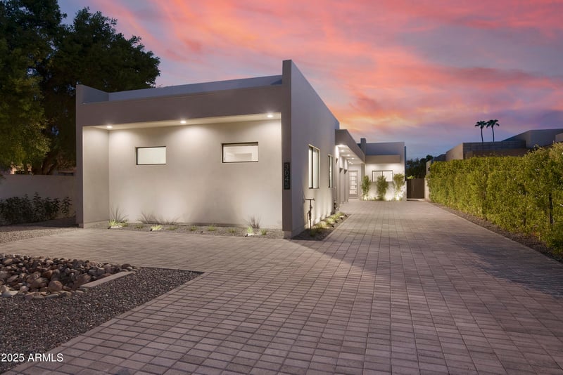 3045 Coolidge St, Phoenix, AZ 85016