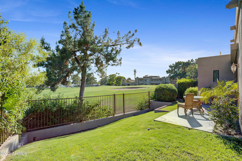 3045 E Claremont Ave, Phoenix, AZ 85016